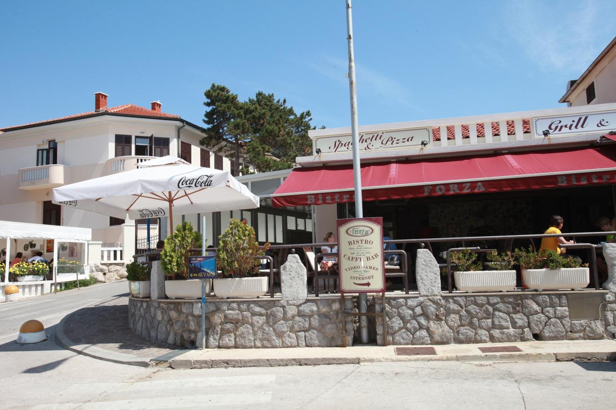 Apartment & Rooms Three Angels Baška Eksteriør bilde