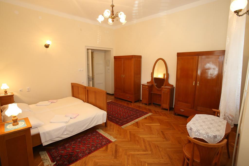Apartment & Rooms Three Angels Baška Rom bilde